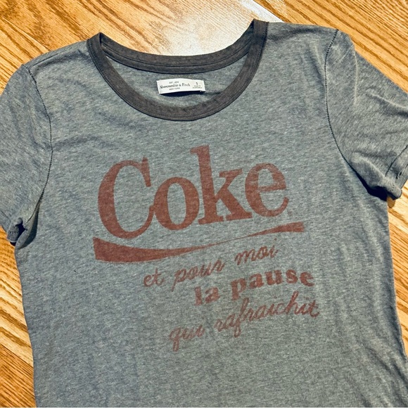 Abercrombie & Fitch Gray Ringer T-Shirt With COKE Graphic Size Small - Picture 3 of 7